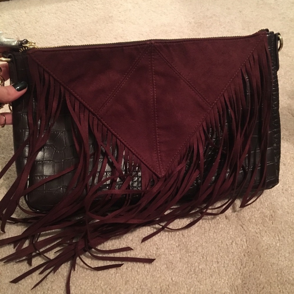 Nwot burgundy mixed media handbag